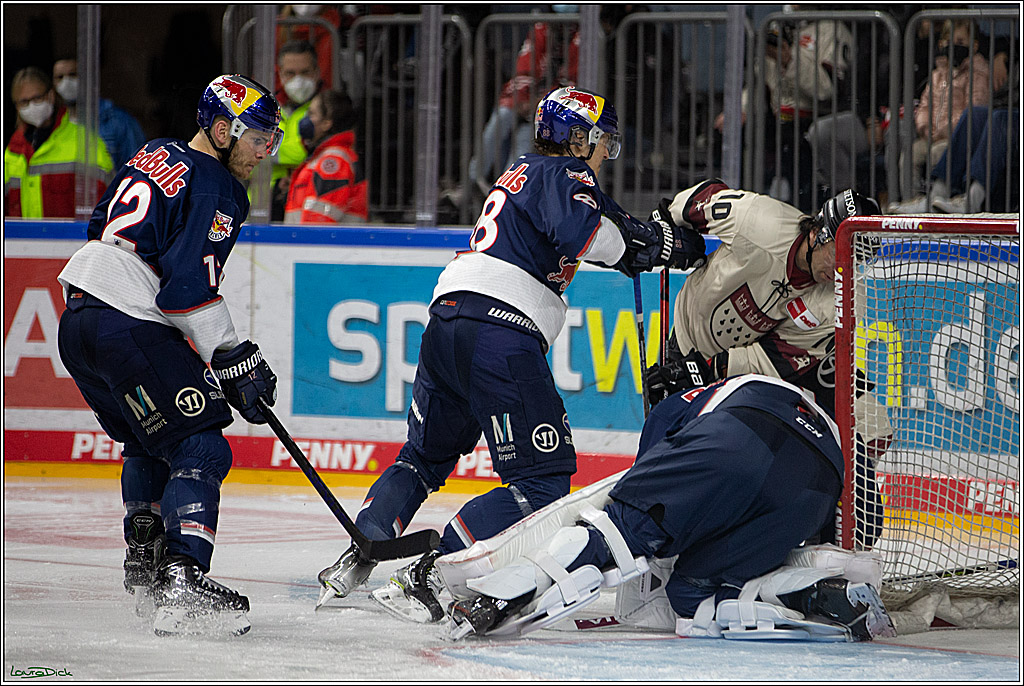 PENNY DEL;  Koelner Haie - EHC Red Bull Muenchen; Koeln, 18.03.2022